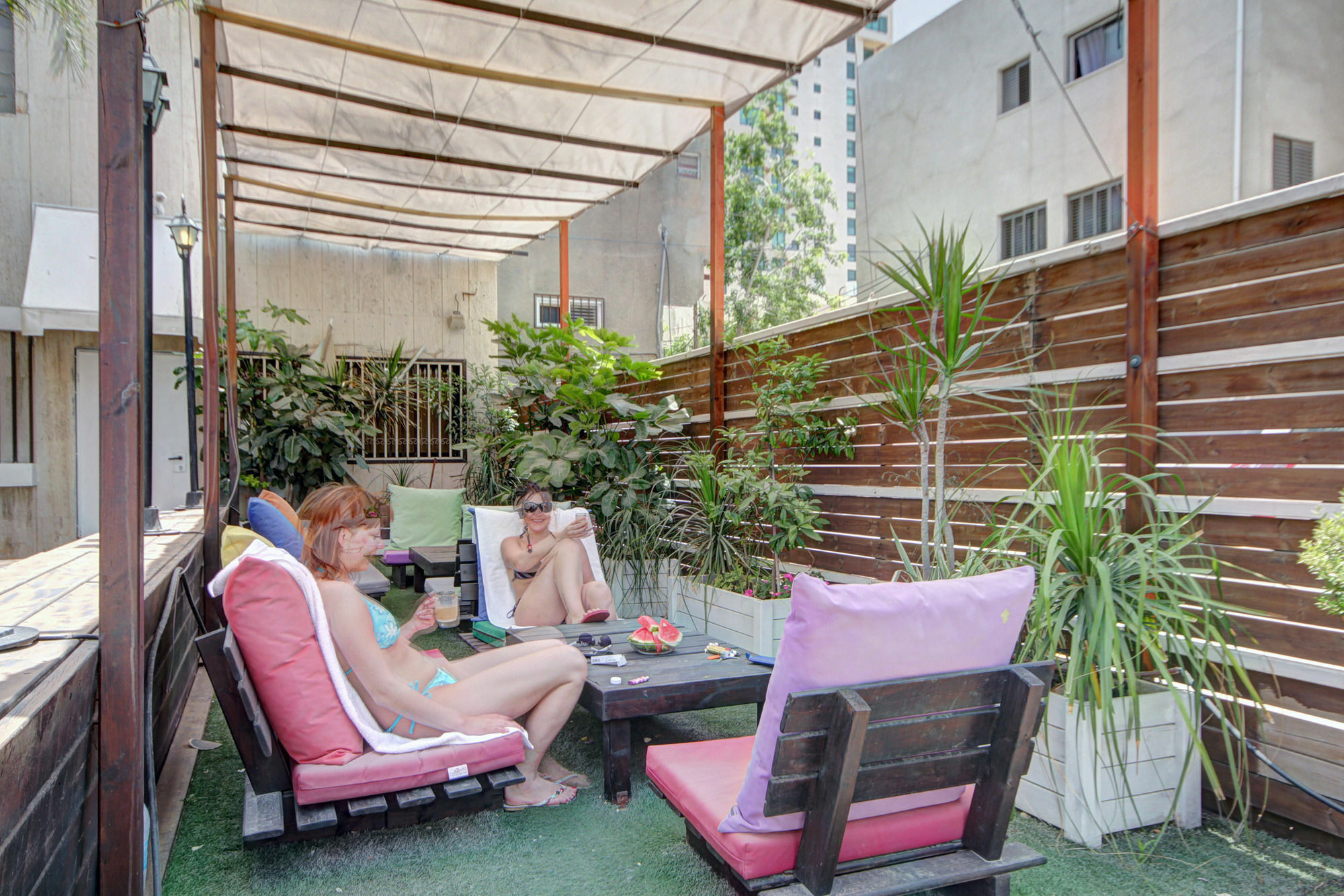 Geula Beach Tel Aviv Exteriör bild